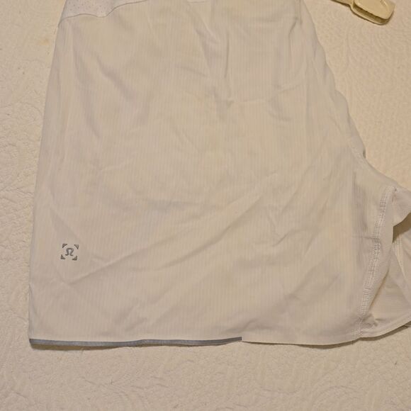 Lululemon LGBTQ rainbow shorts size large - Picture 6 of 9